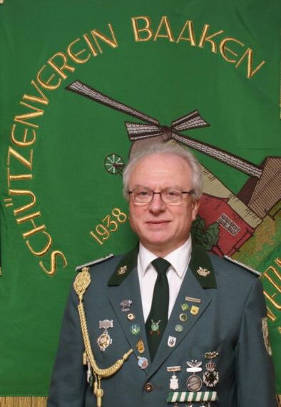 Hermann Neuhaus (Ehrenvorstand)